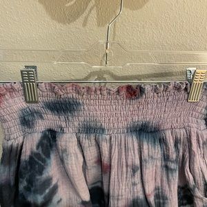 Size L, tie dye by Candy! Blue and Red S&C California shorts w/pockets!